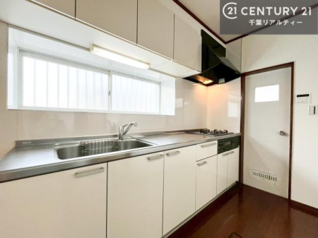 �L�b�`�� �Ǖt�L�b�`���́A�W�����č�ƂɎ��|����܂��I��Ƃ̓������N���N�I
�����̗��������肻���ł��ˁI���[�X�y�[�X���L�x�ŁA�����X�y�[�X���X�b�L���ƕЕt���Ђ�`�����p�ł��܂��I