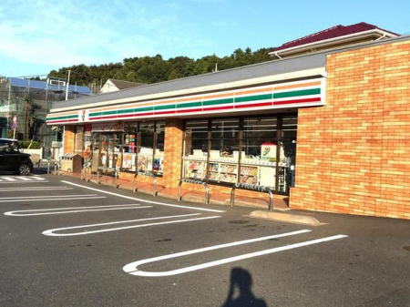 ���ӊ� �y�R���r�j�z�Z�u���C���u�����q���u��6���ړX�F77m