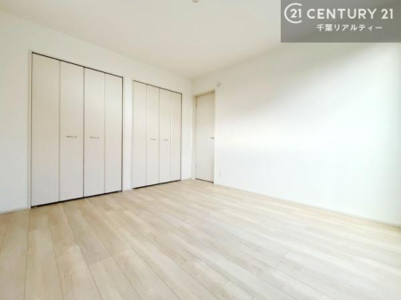 �m�� ���[���������肠��̂ŉƋ�̔z�u�����₷���A���C�t�X�^�C���ɍ��킹����������肪�\�ł��B