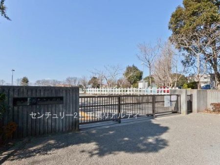 ���ӊ� �y���w�Z�z���q�s�����u�Ï��w�Z�F1500m