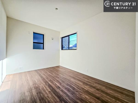 �q������ 2�ʍ̌����m�ۂ������邢�����́A���ʂ����ǂ��A���邭��ϋ��S�n�̗ǂ���ԂƂȂ��Ă���܂��B�����b�N�X���ĉ߂�����S�n�̗ǂ��������ł��I���̖ڊo�߂��X�b�L�����܂��ˁI