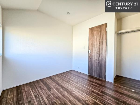 ���r���O�ȊO�̋��� �V���v���Ƀf�U�C������Ă��邽�߁A�Ƌ��I�т܂���I
���C�ɓ���̉Ƌ��u���Ă��낰���Ԃ���邱�Ƃ��ł��܂��B