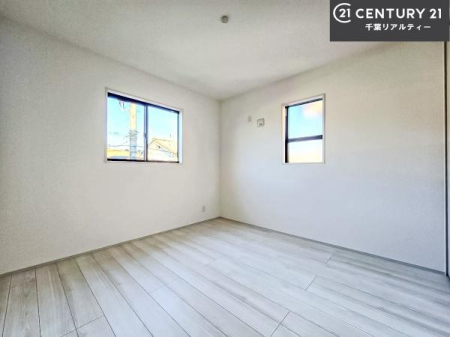 �q������ �|���o�������Ȃ��������́A���q�l�̂������Ƃ��Ă����S�ł��I
���[�X�y�[�X���[�����Ă���̂ŎU�炩�������������T�b�ƕЕt�����܂��I