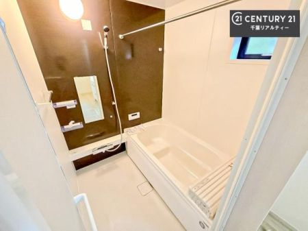 ���� �������������l�̕��͋C�̃o�X���[���́A�����o�Ă��ăo�X�^�C�����[���I
���d���撣���Ă��邲�J���ɂ��D�݂̓����̓����܂����āA�y����ł݂Ă͂������ł��傤���H