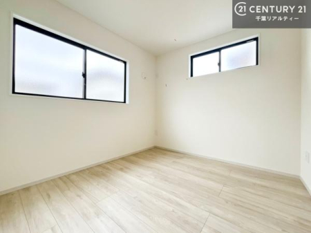 �m�� ���邢�����́A���ʂ����ǂ��A���邭��ϋ��S�n�̗ǂ���ԂƂȂ��Ă���܂��B�����b�N�X���ĉ߂�����S�n�̗ǂ��������ł��I���̖ڊo�߂��X�b�L�����܂��ˁI