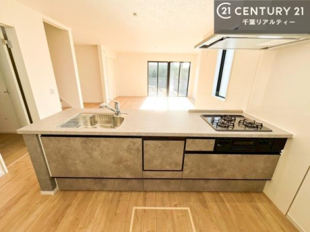 �L�b�`�� ��Ƃ����₷���V�X�e���L�b�`���ł��I���[����������t���Ă���̂ŁA�����X�y�[�X�ɕ���u���Ȃ��čςނ̂ŁA�L�X�g���āA���K�ɍ�Ƃ��ł��܂��I