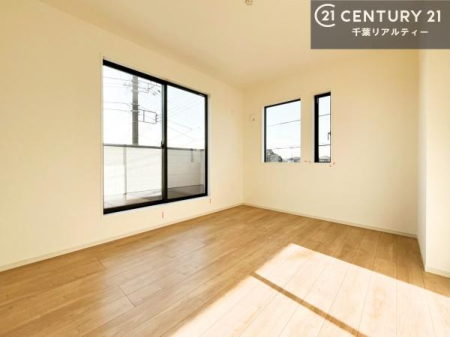 �Q�� �o���R�j�[�ɖʂ��Ă���m���ł��B���邭�����肪����A���C����������ł��܂��I���N���āA�O�ɏo�Ĕw�L�т����[�ċz�����ǂ������}������邱�Ƃ��ł��܂��B