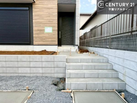 ���̑� �u���̕����C�ɂȂ�I�v�u�������Ăǂ�ȏ��H�v�u�����Əڂ����m�肽���I�v�Ǝv������A���C�y�ɂ����k���������B