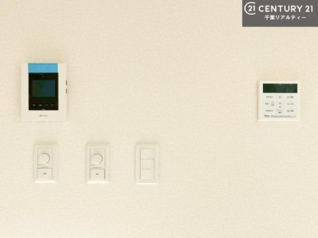 ���̑� TV���j�^�[�t���C���^�[�z���ł��q�l�̂�����Ԓ��Ȃǂ����S�ł��ˁB
�{�^���ЂƂł����C�̏������ƂƂ̂��I�I�[�g�o�X���B