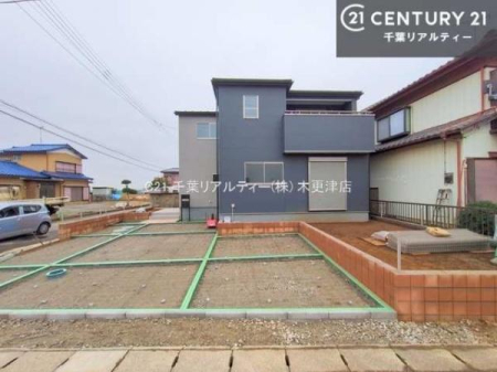 ���ԏ� ���ԃX�y�[�X��2�䕪����܂��I�Z�J���h�J�[�͂������A�o�C�N�⎩�]�ԂȂǂ��u���ꏊ�ɍ���܂���B