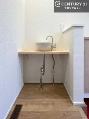 ���� ���։��ɂ���􂢃X�y�[�X���݂����Ă��܂��I�A���Ă����炷���Ɏ�􂢂��ł���̂ŁA����⊴���Ǒ΍�ɂ��֗��ȓ����ł��B