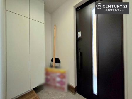 ���� �V���[�Y�{�b�N�X�t���ł��Ƒ��̌C�������Ղ���[�ł��A�y�ԕ������X�b�L�����邱�Ƃ��o���܂�