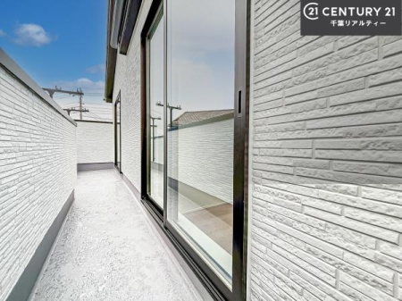 �o���R�j�[ �z������ǍD�ȃo���R�j�[�ł��I���ꂽ���ɂ͐�������n����J���I�Ȏ��Ԃ��y���߂܂��B