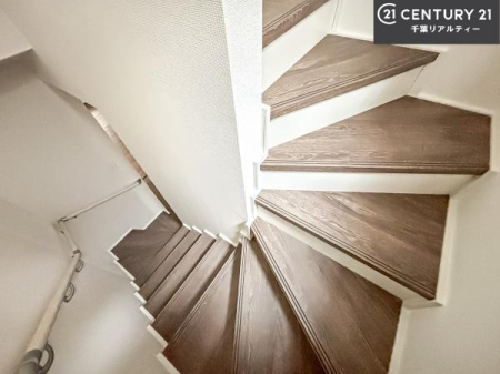 ���̑����� �K�i�͖��邭�萠������Ă��܂��B���q�l�₲�N�z�̕������S���Ă����p�����܂��ˁB