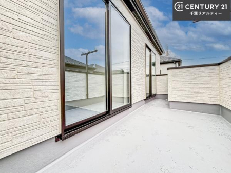 �o���R�j�[ �z������ǍD�ȃo���R�j�[�ł��I���ꂽ���ɂ͐�������n����J���I�Ȏ��Ԃ��y���߂܂��B