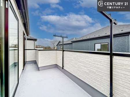 �Z�˂���̒��]�ʐ^ ������������Z��X�ł��I���͂ɂ͍����������Ȃ��A�󂪍L���J����������A�z�������傫���Ղ��邱�Ƃ�����܂���I�C�����̗ǂ������ʂ蔲����X���݂ł��I