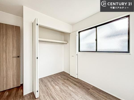 �Q�� ���[�͂̂���m���ł��B����������������L�X�Ǝg���ċC�������ǂ��ł��I
�L���C�Ȗ��邢�������ŉ߂����̂́A�X�ɂ̂�т�������ł��܂��ˁI