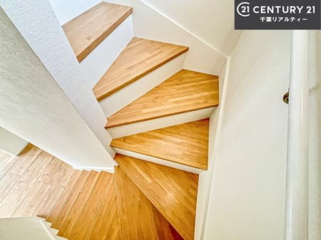 ���̑����� �K�i�͖��邭�萠������Ă��܂��B���q�l�₲�N�z�̕������S���Ă����p�����܂��ˁB