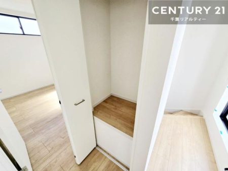 ���[ �傫�����[���珬���Ȏ��[�܂ŕ��L�����邩�狏�Z��Ԃ��X�b�L���Еt���܂��I