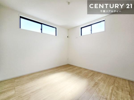 �m�� 2�ʍ̌����m�ۂ������邢�����́A���ʂ����ǂ��A���邭��ϋ��S�n�̗ǂ���ԂƂȂ��Ă���܂��B�����b�N�X���ĉ߂�����S�n�̗ǂ��������ł��I���̖ڊo�߂��X�b�L�����܂��ˁI