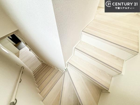 ���̑����� �K�i�͖��邭�萠������Ă��܂��B���q�l�₲�N�z�̕������S���Ă����p�����܂��ˁB