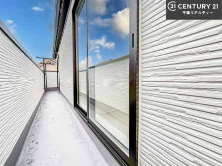 �o���R�j�[ �z������ǍD�ȃo���R�j�[�ł��I���ꂽ���ɂ͐�������n����J���I�Ȏ��Ԃ��y���߂܂��B