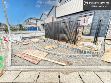 ���ԏ� ���ԃX�y�[�X��2�䕪����܂��I�Z�J���h�J�[�͂������A�o�C�N�⎩�]�ԂȂǂ��u���ꏊ�ɍ���܂���B