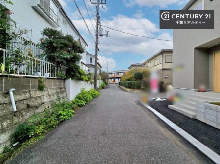 �O�ʓ��H�܂ތ��n�ʐ^ ���ӊ���A���q�l�̂���]�ɍ������������ꏏ�ɂ��ē���v���܂��B�Z��[���A�h�o�C�U�[�ɂ�邲���k������܂��B���Ђ͂��₢���킹�ɑ��Ή����܂��I���҂������܂���I