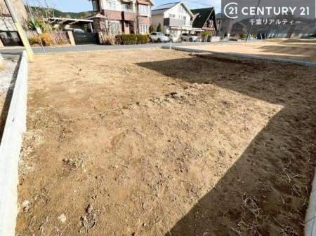 ���̑����n �����T���̂������E���v�]�E������ȂǁA���Ȃ�ƕ��ЃX�^�b�t�܂ł��\���t�����������I�s���Y�Ɋւ��邱�ƂȂ�A�ǂ̂悤�Ȃ��Ƃł����S���ӑΉ������Ē����܂��B
