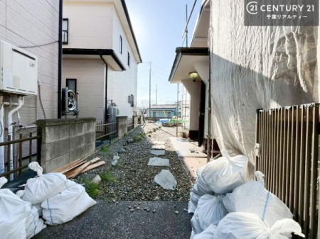 ���̑����n �u���̕����C�ɂȂ�I�v�u�������Ăǂ�ȏ��H�v�u�����Əڂ����m�肽���I�v�Ǝv������A���C�y�ɂ����k���������B