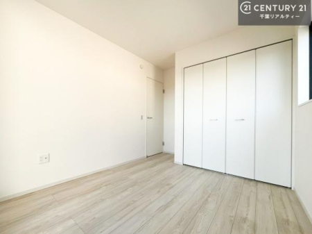 �m�� ���[���������肠��̂ŉƋ�̔z�u�����₷���A���C�t�X�^�C���ɍ��킹����������肪�\�ł��B