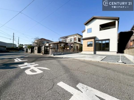 �O�ʓ��H�܂ތ��n�ʐ^ ���ӊ���A���q�l�̂���]�ɍ������������ꏏ�ɂ��ē���v���܂��B�Z��[���A�h�o�C�U�[�ɂ�邲���k������܂��B���Ђ͂��₢���킹�ɑ��Ή����܂��I���҂������܂���I