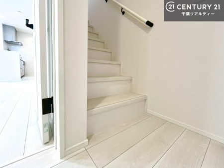 ���̑����� �K�i�͖��邭�萠������Ă��܂��B���q�l�₲�N�z�̕������S���Ă����p�����܂��ˁB