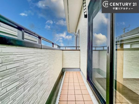 �o���R�j�[ �z������ǍD�ȃo���R�j�[�ł��I���ꂽ���ɂ͐�������n����J���I�Ȏ��Ԃ��y���߂܂��B