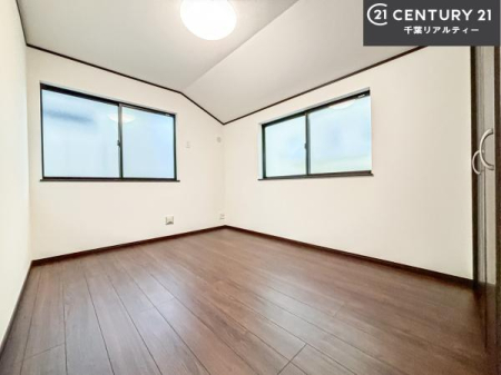 �q������ �|���o�������Ȃ��������́A���q�l�̂������Ƃ��Ă����S�ł��I
���[�X�y�[�X���[�����Ă���̂ŎU�炩�������������T�b�ƕЕt�����܂��I