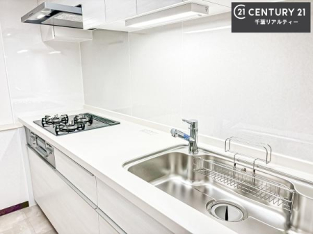 �L�b�`�� �R�����͎O������̂ł������̓����i�s���ł��܂��B
�������O�����t���ł��B�����X�y�[�X���L�X���Ă���׍�Ƃ����₷���I�g�����肪�ǂ��V�X�e���L�b�`���ł��I