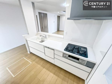 �L�b�`�� �R�����͎O������̂ł������̓����i�s���ł��܂��B
�������O�����t���ł��B�����X�y�[�X���L�X���Ă���׍�Ƃ����₷���I�g�����肪�ǂ��V�X�e���L�b�`���ł��I