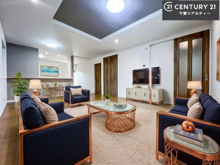 ���r���O �Ƌ��CG�p�[�X�ł��B�D�����z���܂肪���r���O����ł���ċ��S�n�̗ǂ���Ԃ����o���Ă���܂��I
���났�̎��Ԃ��߂����܂��I