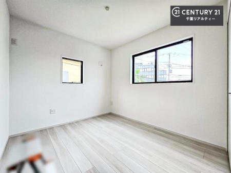 �m�� 2�ʍ̌����m�ۂ������邢�����́A���ʂ����ǂ��A���邭��ϋ��S�n�̗ǂ���ԂƂȂ��Ă���܂��B�����b�N�X���ĉ߂�����S�n�̗ǂ��������ł��I���̖ڊo�߂��X�b�L�����܂��ˁI