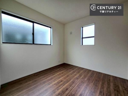 �q������ 2�ʍ̌����m�ۂ������邢�����́A���ʂ����ǂ��A���邭��ϋ��S�n�̗ǂ���ԂƂȂ��Ă���܂��B�����b�N�X���ĉ߂�����S�n�̗ǂ��������ł��I���̖ڊo�߂��X�b�L�����܂��ˁI