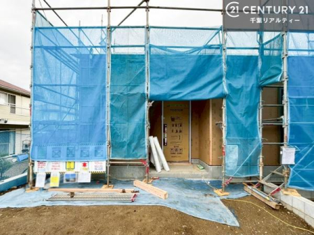 ���̑����n ���݌��z���B������͖��邭�J���I�ȃ��r���O��ŐV�ݔ��̃L�b�`���Ȃǉ��K�ȋ�Ԃ��L����܂��B�����������炱���g�V������炵�h�ւ̊��҂����܂�Z�܂��B�����������Ȃ����z���̗l�q���K���ł��B