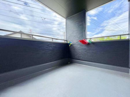 �����\�z�}(����) �z������ǍD�ȃo���R�j�[�ł��I���ꂽ���ɂ͐�������n����J���I�Ȏ��Ԃ��y���߂܂��B�i���d�l�j
