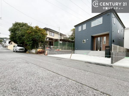 �O�ʓ��H�܂ތ��n�ʐ^ ���낢��Ȃ���]���������܂�����A���q�l�̂��v�]���ǂ��ǂ������������������B
���Ђ̐��X�^�b�t���������������܂��I