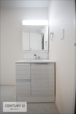 �����\�z�}(����) �O�ʋ��d�l�̐��ʏ��́A�g�����Ȃ݂����₷������I���͎��[�ɂȂ��Ă��܂��B�h���C���[�₨���ϓ����Еt������̂Ő��ʑ������X�b�L���ƌ����邱�Ƃ��o���܂��I�i���d�l�j