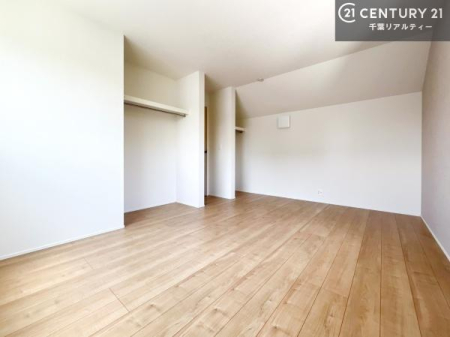 �m�� ���邢�����́A���ʂ����ǂ��A���邭��ϋ��S�n�̗ǂ���ԂƂȂ��Ă���܂��B�����b�N�X���ĉ߂�����S�n�̗ǂ��������ł��I���̖ڊo�߂��X�b�L�����܂��ˁI