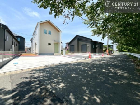 �O�ʓ��H�܂ތ��n�ʐ^ ���ӊ���A���q�l�̂���]�ɍ������������ꏏ�ɂ��ē���v���܂��B�Z��[���A�h�o�C�U�[�ɂ�邲���k������܂��B���Ђ͂��₢���킹�ɑ��Ή����܂��I���҂������܂���I