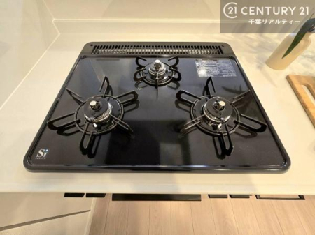 �L�b�`�� �R�����͎O������̂ł������̓����i�s���ł��܂��B
�������O�����t���ł��B�����X�y�[�X���L�X���Ă���׍�Ƃ����₷���I