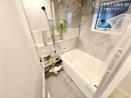 ���� 1���̔�����������Ɩ����Ă���闁���ł��B
�������̑f�G�ȃ����N�[�[�V�����ꏊ�ł��ˁB