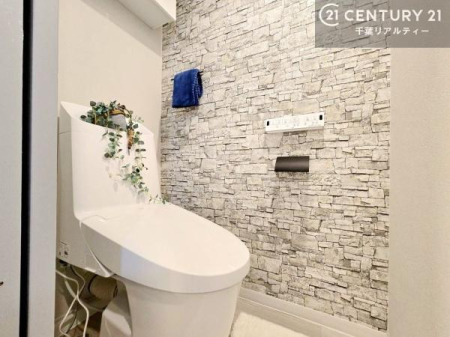 �g�C�� �������֍��ɂ��A�~��͕֍����g�����ł���̂ŗ₽���֍��ɍ��炸�ɍςފ������d�l�ł��I�V���v���ȃJ���[����Ƃ��Ă���̂ŁA������ꂪ���₷���ł��B