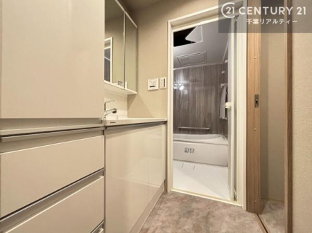 ���ʑ�E���ʏ� ���[�����Ղ�̐��ʎ��I���p�i�̃X�g�b�N��o�X�^�I�����X�b�L���Ǝ��[�ł��Ď��o���₷���I����肪�X�b�L���Еt���ċC�����̗ǂ���ԁI